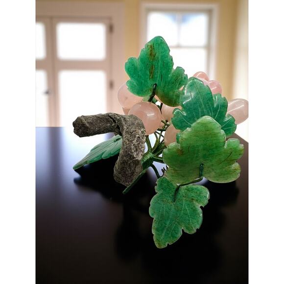 Vintage Rose Quartz Grapes w Adventurine Leaves Gemstone Carved Fruit Decor - Picture 4 of 6